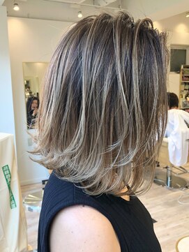 ブティック(boutique) オンブレ バレイヤージュ カラー