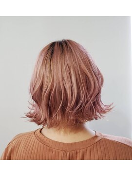 レベンス(Lebens) 切りっぱなしボブ×暖色系カラー