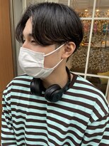 ネオリーブアイム 横浜西口店(Neolive aim)&nbsp;横浜★大人気韓国風のセンターパートのカルマパーマ