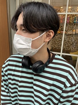 ネオリーブアイム 横浜西口店(Neolive aim) 横浜★大人気韓国風のセンターパートのカルマパーマ