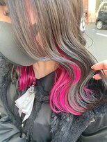 テトラ バイ ネオリーブ 横浜西口店(tetra by neolive)&nbsp;黒×ピンクのクロミちゃんカラー