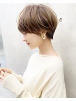 大人可愛い前髪ありのひし形マッシュショートパーマ３0代４0代