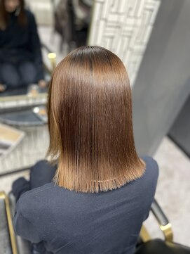 アローズ 久留米店(arose) 大人可愛い小顔前下がりワンサイドショートボブカット20代30代