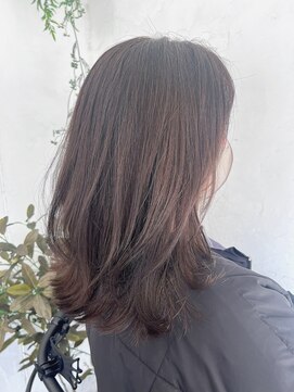 トレヘアー(tRe hair) ミディアムレイヤー　くびれヘア