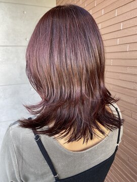 イロハ(iroh) イルミナカラー/チェリーブラウン/くびれヘア