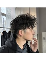 ウィールールピヴォクロス(WE RULE pivot cross)&nbsp;波巻きパーマ