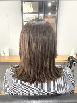 スリー(Three) 【Three萩原/大分/miya】ミディアムヘア×オリーブカラー