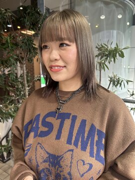 ヘアーアンドメイク ビス(HAIR&MAKE bis) 大人気モテカラー透明感グレージュ【立川/沙久楽】