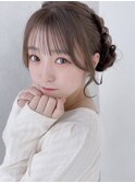シースルーぱっつんふわふわシニヨンお団子ヘア
