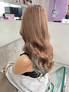 ラヴィキョート(Lavy kyoto) ボブウルフ小顔ネビージュワンレンミルクティーグレージュ