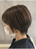 ショートボブ