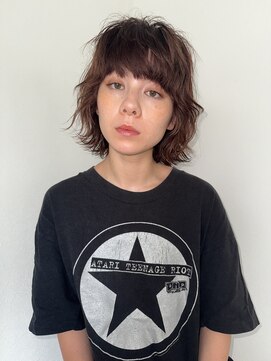 ロティバイトレンチ(loti by trench) ショートパーマスタイル