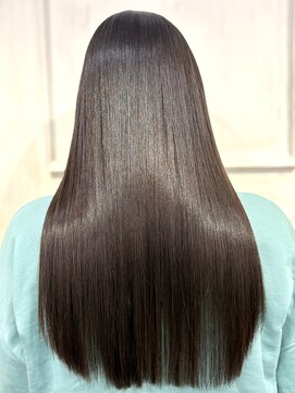 プエンテ デ メホラ(Puente de Mejora) 髪質改善METEOストレート