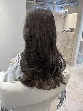 カラ フクオカ 天神(Cara FUKUOKA) ヘーゼルグレージュ&レイヤーカット《福岡透明感カラー》