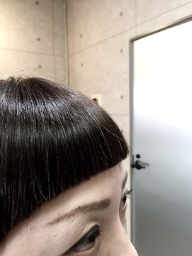 クラブジャグラー 短めパッツン前髪