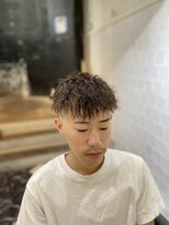 メリケンバーバーショップ フクオカ(MERICAN BARBERSHOP FUK)&nbsp;スキンフェードツイストパーマコンマヘアー