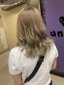 アンリップ ジー(salon unripＧ) h.i #ミルクティー