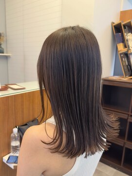 ロイド(Royd.) 大人可愛い外ハネロブ地毛風ストレート#イルミナカラー20代30代