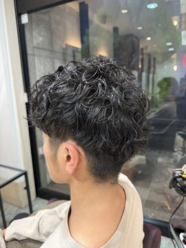 ノーム バイ アウラ(norm. by aura) メンズパーマ　フェードスタイル