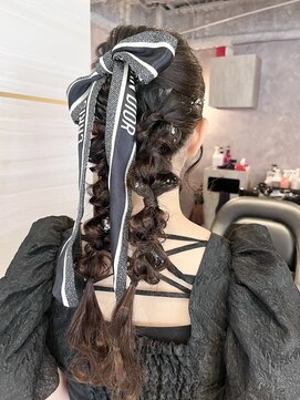 エルバイラビス 大宮(elu by lovis) 《chihina》ツイン編みおろし/結婚式ヘアセット/韓国/大宮