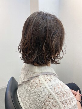 コニー アンド リリー(conne&riri) 【お客様スタイル】グレージュカラー×パツっとボブ