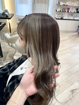 アーチバイケンジ(arch by kenje)&nbsp;ホワイトベージュ×ブラウン