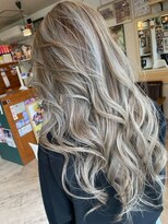 ヘア メイク ココ(hair make coco)&nbsp;筋感★ホワイトカラー★