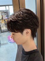 シャンプーボーイアネックス(SHAMPOO BOY Annex)&nbsp;センターパート　フェザーパーマ　佐世保