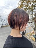 暖色カラー抜け感ショート