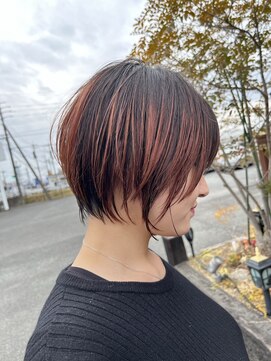 コバルト(Cobalt) 暖色カラー抜け感ショート