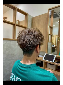 ロッカ(ROCCA) 束感ニュアンスパーマ