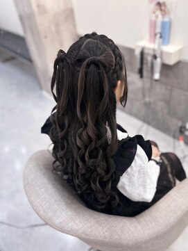 ヘア サロン クラン ソア 心斎橋店(hair salon clan soar) 立体リボンハーフツイン/心斎橋ヘアセット