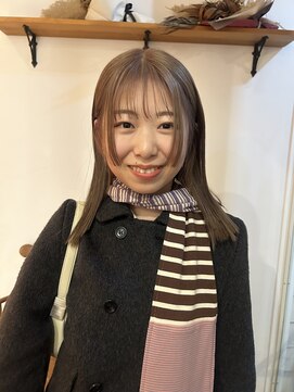 ガーランド (Garland) ☆ミディアムレイヤー/顔まわりカット/オージュアカラー