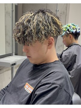 ハイプ(HYPE) フェザーパーマ/センターパート/シャドウパーマ/眉毛