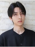 スーツ短髪ツーブロック束感モテる黒髪シークレットパーマ流行
