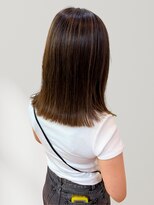 ヘアーメイク グロー(hair make grow)&nbsp;外ハネミディ 髪質改善 ハイライト ブラウンベージュ 艶髪 20代