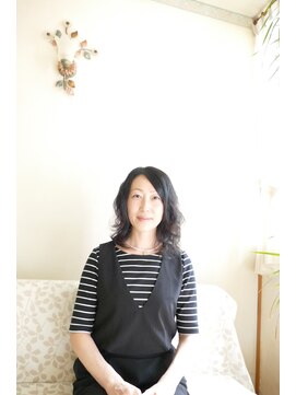 フロリフェール 大人可愛いパーマスタイル