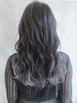 ムウ 難波(MOU)&nbsp;ハッシュカットフルバング似合わせカットレッドブラウン20代30代