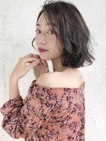 大人可愛いグレージュ