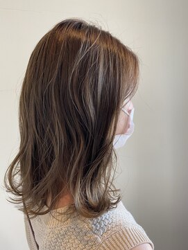 ヴィアンカ(Vianca) 肌馴染み抜群ベージュカラー