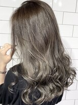 ミモザ(Mimosa)&nbsp;《Mimosa》グラデーションカラー×ケアブリーチ×シルバー