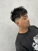 縁 ハナレ(en 870)&nbsp;スキンフェード　前下がり　ダウンバング