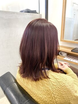 ソッカ(socca) 人気のミディアムレイヤーボブ