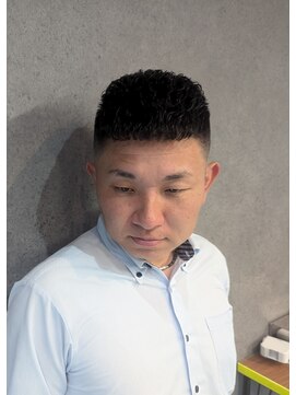 クフィア メンズヘアー カンポ 天王寺店(CUFFIA MEN'SHAIR CAMPO) 濡れパン×スキンフェード／ニュアンスパーマ／ダークアッシュ