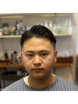 ディスイズザバーバー(This is The BarBer) スキンフェード