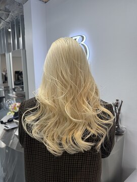 ベル(BEL) ブロンド