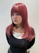 リック(Ric by KENJE)&nbsp;レイヤーカット×ピンクレッド