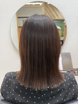 エヌ 北千住(N) 縮毛矯正と切りっぱなしボブ