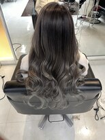 シャンプーボーイエイムス(SHAMPOO BOY aims)&nbsp;バレイヤージュ/ハイライト