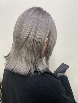 サンチャサロン(sancha salon) シルバーカラー